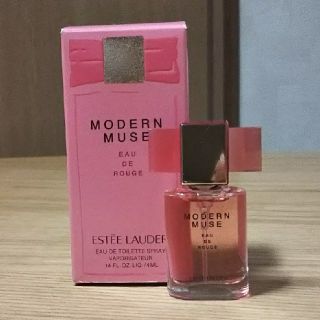 エスティローダー(Estee Lauder)のエスティローダー 香水 モダンミューズ(香水(女性用))