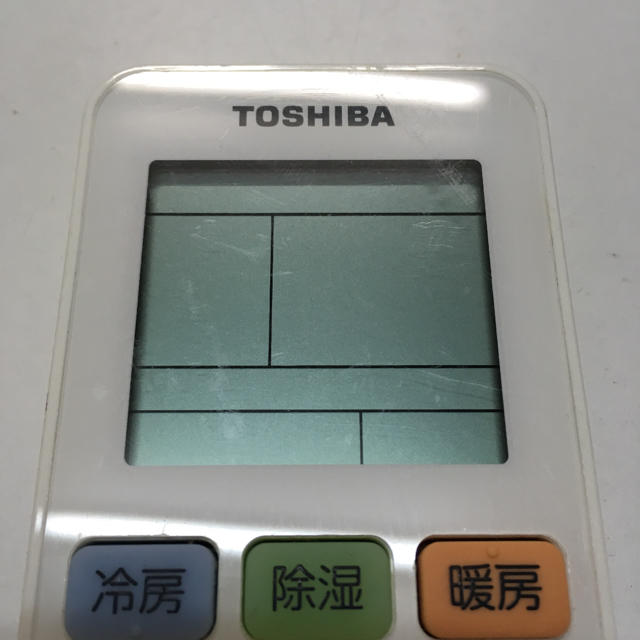 東芝(トウシバ)のTOSHIBA 東芝 エアコン リモコン WH-TA05EJ① ◎送料無料 スマホ/家電/カメラの冷暖房/空調(エアコン)の商品写真