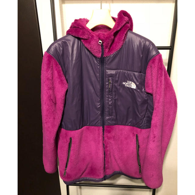 THE NORTH FACE(ザノースフェイス)のノースフェイス フリースジャケット パープル Sサイズ メンズのジャケット/アウター(その他)の商品写真