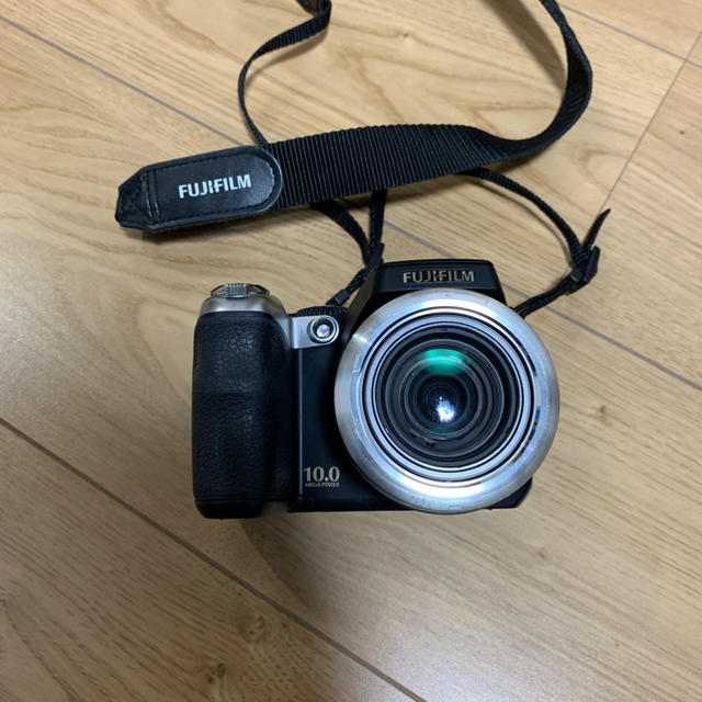 FUJIFILM FINEPIX S8100fd