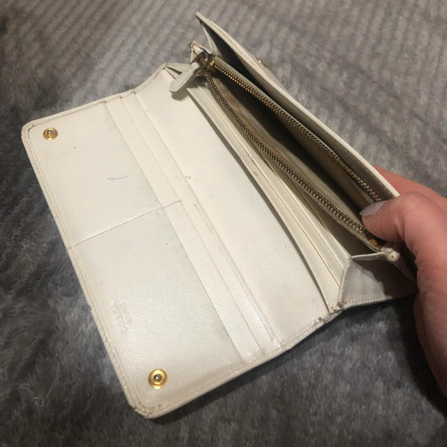 PRADA(プラダ)のプラダ 長財布 リボン ホワイト レディースのファッション小物(財布)の商品写真