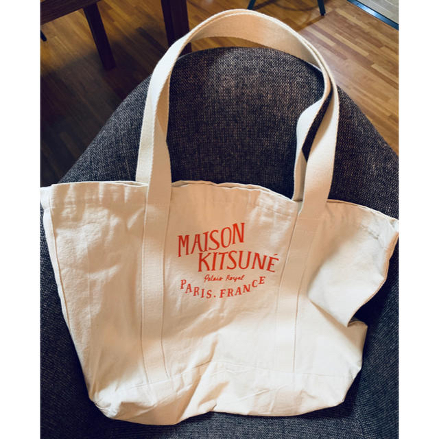 MAISON KITSUNE'(メゾンキツネ)のメゾンキツネ トートバック MAISON KITSUNE レディースのバッグ(トートバッグ)の商品写真