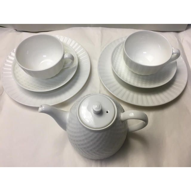 Wedgwood 新品と美品 ウェッジウッド ナイト デイ ペア ポット美品の通販 By パタパタ S Shop ウェッジウッドならラクマ