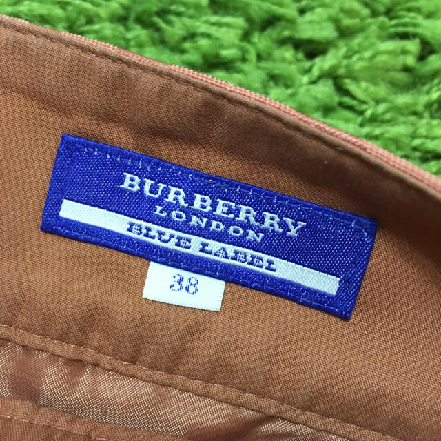 BURBERRY BLUE LABEL(バーバリーブルーレーベル)のmattya様専用 お値引き レディースのスカート(ひざ丈スカート)の商品写真