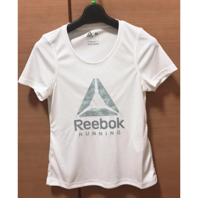 Reebok(リーボック)のランニングＴシャツ スポーツ/アウトドアのランニング(ウェア)の商品写真