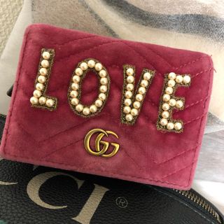 グッチ(Gucci)のお取り置き中‼️最終値下げ‼️GUCCI LOVE 二つ折り財布 ウォレット(財布)