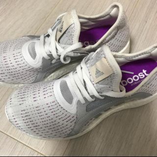 アディダス(adidas)の新品 お買特！ピュアブースト ランニングシューズ(スニーカー)