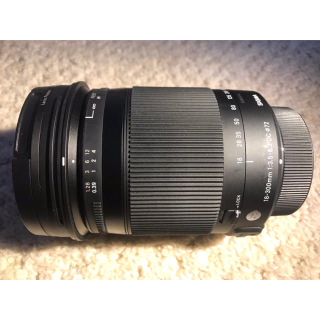 SIGMA(シグマ)の【ニコン用】SIGMA 18-300mm f3.5-6.3 DC MACRO  スマホ/家電/カメラのカメラ(レンズ(ズーム))の商品写真