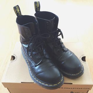 ドクターマーチン(Dr.Martens)のDr.Martins 8ホール (ブーツ)