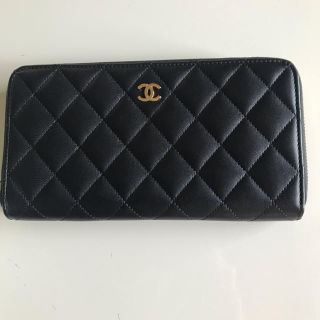 シャネル(CHANEL)の美品 CHANEL ラムスキン 長財布  ゴールド(財布)