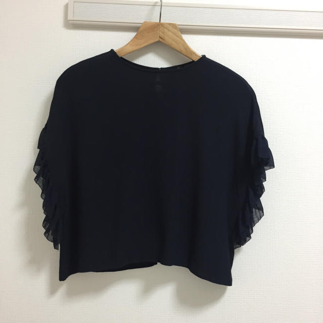 ZARA(ザラ)のZARA フリル袖のブラウス レディースのトップス(シャツ/ブラウス(半袖/袖なし))の商品写真