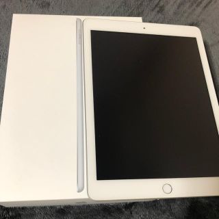 アイパッド(iPad)のiPad 9.7 32GB Wi-Fiモデル 第6世代(タブレット)