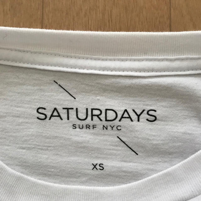 SATURDAYS SURF NYC(サタデーズサーフニューヨークシティー)の【1回着】SATURDAYS SURF Tシャツ XS レディースのトップス(Tシャツ(半袖/袖なし))の商品写真