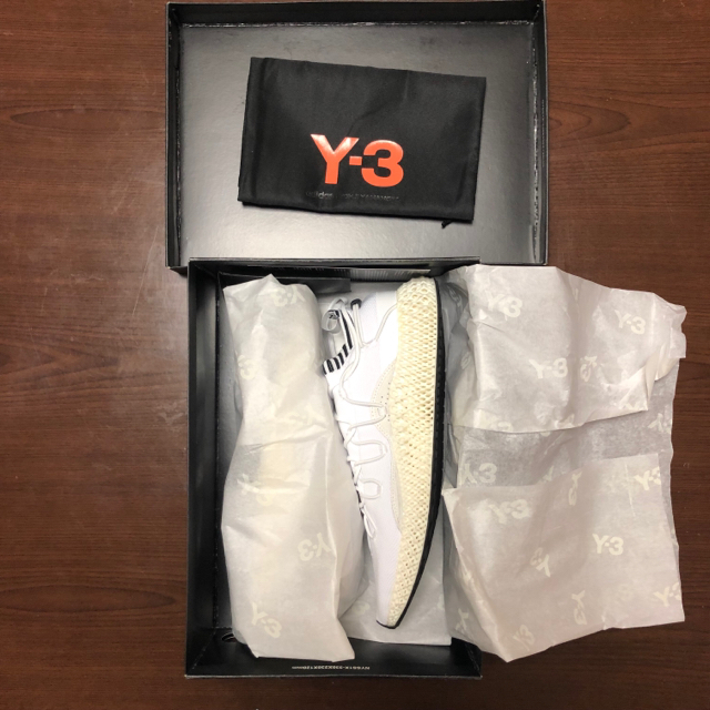 Y-3(ワイスリー)のy-3 runner 4D Ⅱ white 26.5cm メンズの靴/シューズ(スニーカー)の商品写真