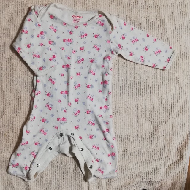 Cath Kidston(キャスキッドソン)のキャス・キッドソン　ロンパース3～6month  キッズ/ベビー/マタニティのベビー服(~85cm)(ロンパース)の商品写真