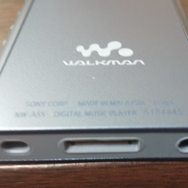 WALKMAN(ウォークマン)のnw-a55 16GB ブルー スマホ/家電/カメラのオーディオ機器(ポータブルプレーヤー)の商品写真