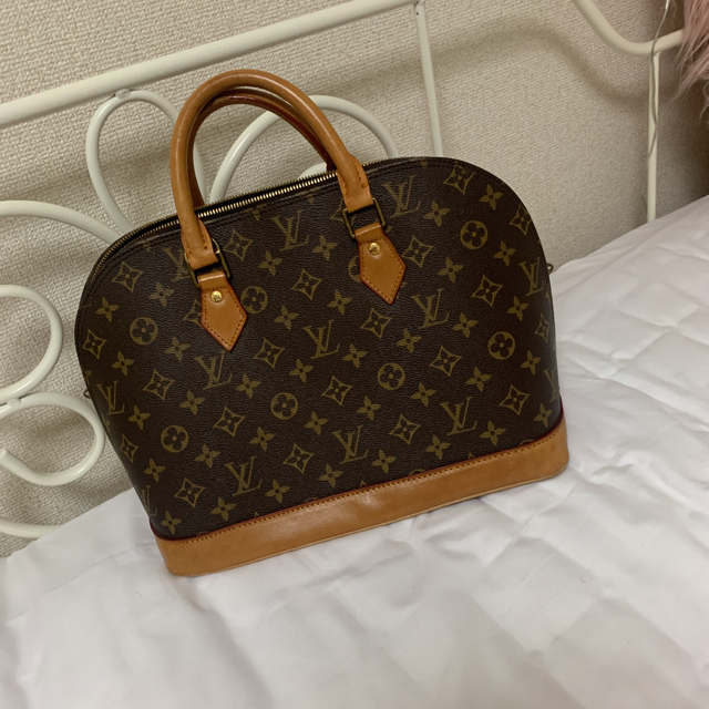 週末限定値下 LOUIS VUITTON ルイヴィトン モノグラムアルマ 超美品