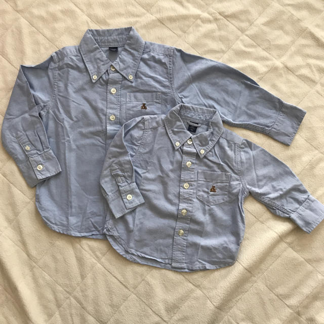 GAP(ギャップ)のギャップ シャツ 80㎝・100㎝ 2着セット キッズ/ベビー/マタニティのベビー服(~85cm)(シャツ/カットソー)の商品写真