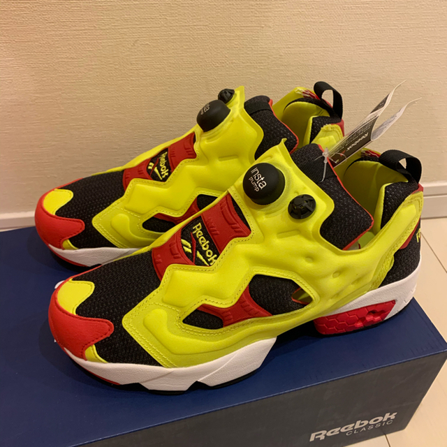 Reebok(リーボック)の[うめ様専用]リーボック INSTA PUMP FURY ポンプフューリー OG メンズの靴/シューズ(スニーカー)の商品写真