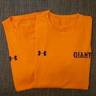 アンダーアーマー(UNDER ARMOUR)の[中古です]タオル追加、UNDER ARMOUR & GIANTS(非売品)2枚(Tシャツ(半袖/袖なし))