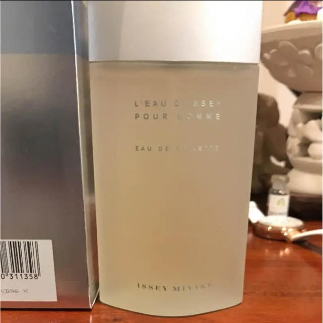 ISSEY MIYAKE(イッセイミヤケ)の専用です！イッセイミヤケ  香水 75ml コスメ/美容の香水(香水(男性用))の商品写真