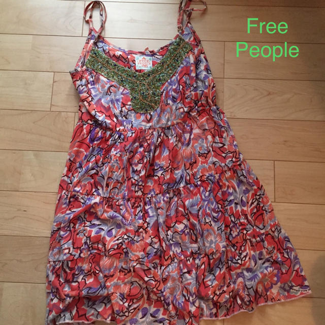 Free People(フリーピープル)の❤️未使用 フリーピープルのビーズワンピース ロンハーマン ローズバッド  レディースのワンピース(ひざ丈ワンピース)の商品写真