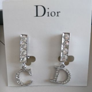 クリスチャンディオール(Christian Dior)のDior ﾗｲﾝｽﾄｰﾝ ｲﾔﾘﾝｸﾞ 🌠(イヤリング)