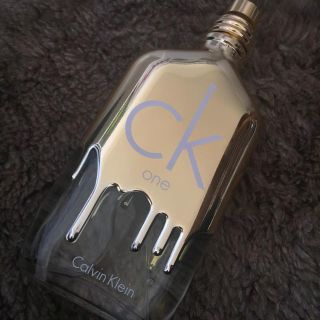 シーケーカルバンクライン(ck Calvin Klein)のck one GOLD 100ml 香水(ユニセックス)