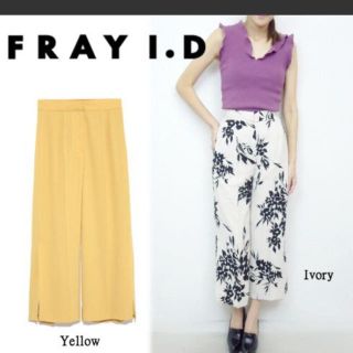 フレイアイディー(FRAY I.D)のFRAY I.D ♡脇スリットジョーゼパンツ クロップドパンツ ワイドパンツ(クロップドパンツ)