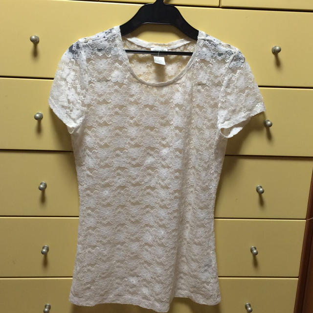 H&M(エイチアンドエム)のレーストップス レディースのトップス(Tシャツ(半袖/袖なし))の商品写真