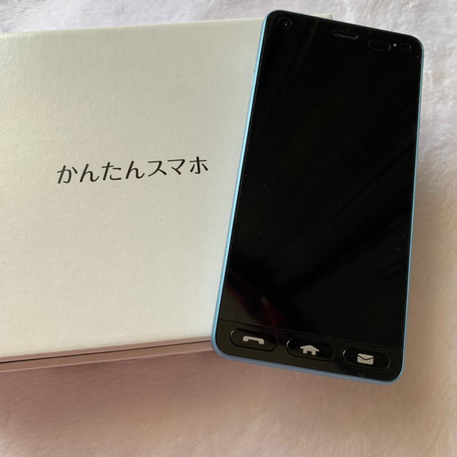 京セラ(キョウセラ)のかんたんスマホ  スマホ/家電/カメラのスマートフォン/携帯電話(スマートフォン本体)の商品写真