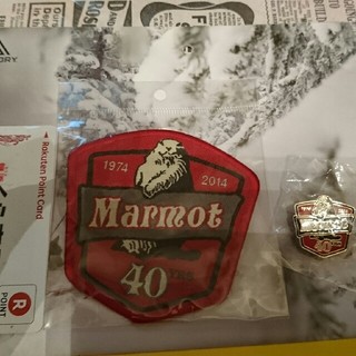 マーモット(MARMOT)のMarmot 40th記念ﾜｯﾍﾟﾝとﾋﾟﾝﾊﾞｯﾁ(バッジ/ピンバッジ)
