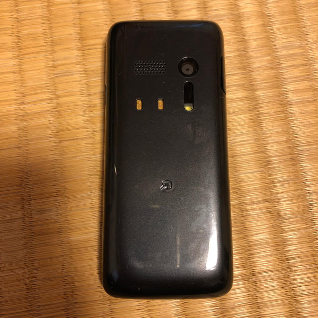 au(エーユー)のau GRATINA2 Black スマホ/家電/カメラのスマートフォン/携帯電話(携帯電話本体)の商品写真