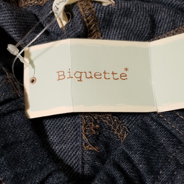 Biquette(ビケット)のBiquette  130㎝　 キッズ/ベビー/マタニティのキッズ服女の子用(90cm~)(パンツ/スパッツ)の商品写真