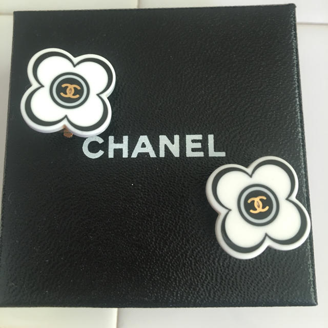 CHANEL イヤリングイヤリング