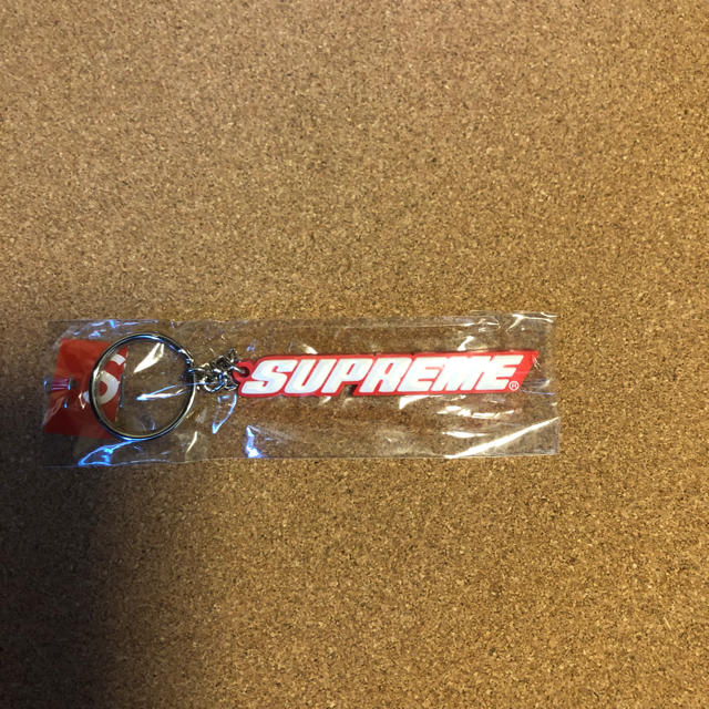 Supreme(シュプリーム)のシュプリーム キーホルダー supreme メンズのファッション小物(キーホルダー)の商品写真