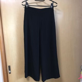 ザラ(ZARA)のZARA ワイドパンツ 黒 M(カジュアルパンツ)