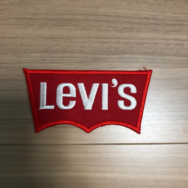 Levi's(リーバイス)の★未使用★ リーバイス ワッペン 3セット ハンドメイドの素材/材料(その他)の商品写真