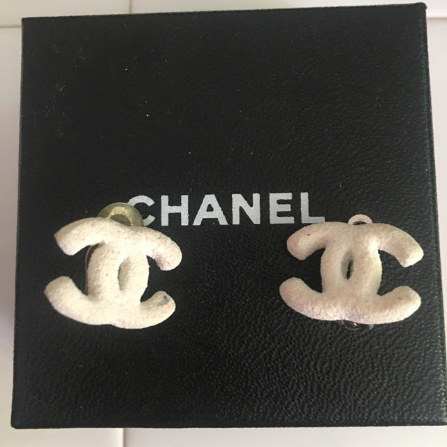 CHANEL イヤリングイヤリング