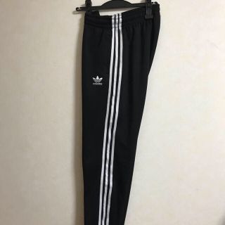 アディダス(adidas)のアディダス トラックパンツ(ジャージ)