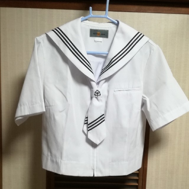 公立中学校の制服