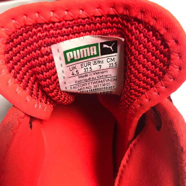 PUMA(プーマ)のPUMA シューズ23.5 レディースの靴/シューズ(スニーカー)の商品写真