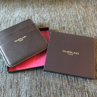 ゲラン(GUERLAIN)のGUERLAIN 未使用カードケース 本革(名刺入れ/定期入れ)