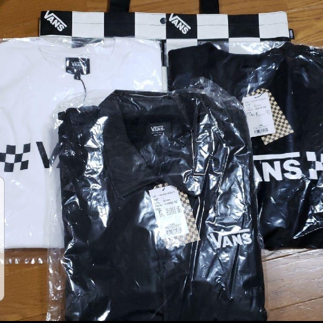 VANS(ヴァンズ)のvans メンズのトップス(Tシャツ/カットソー(七分/長袖))の商品写真