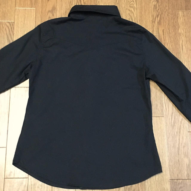 長袖シャツ・ブラック 160㎝ キッズ/ベビー/マタニティのキッズ服女の子用(90cm~)(ブラウス)の商品写真