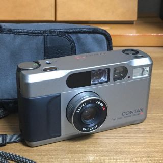 キョウセラ(京セラ)のCONTAX T2  チタンシルバー コンタックス フィルムカメラ (フィルムカメラ)