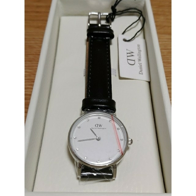 Daniel Wellington(ダニエルウェリントン)の令和記念超特価♪ CLASSY SHEFFIELD/SILVER
26㎜ レディースのファッション小物(腕時計)の商品写真