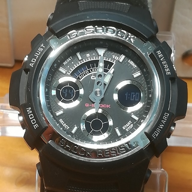 G-SHOCK(ジーショック)のCASIO G-SHOCK メタル&ブラック メンズの時計(腕時計(デジタル))の商品写真