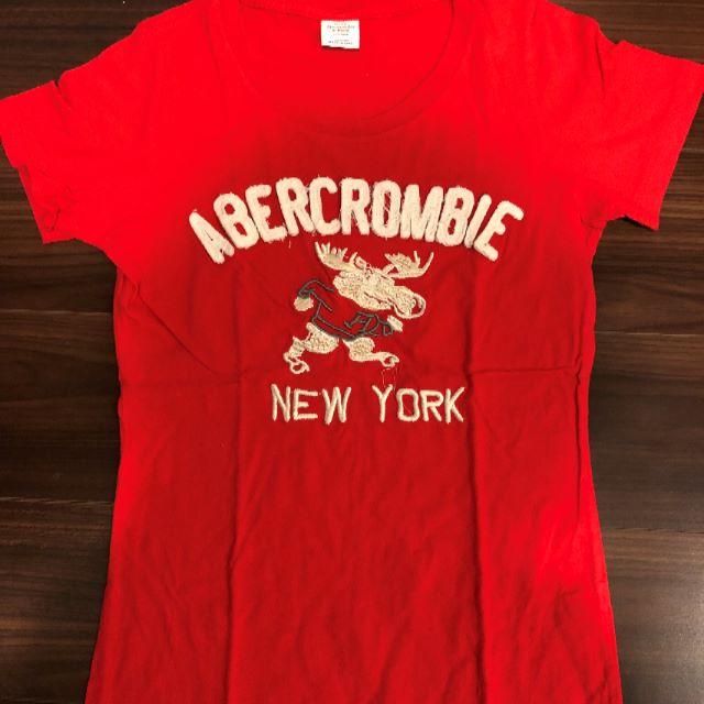 Abercrombie&Fitch(アバクロンビーアンドフィッチ)のアバクロTシャツ レディースのトップス(Tシャツ(半袖/袖なし))の商品写真