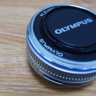 オリンパス(OLYMPUS)のオリンパスミラーレスカメラ用レンズ(レンズ(単焦点))
